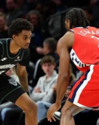 伦纳德近2次对阵麦丹场均43分6.5板3.5助3断，三分命中率55%