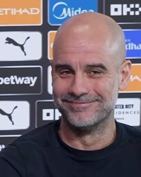 开云体育-瓜帅：我理解斯洛特的想法；怎么看挤门将？我有想法但不会说