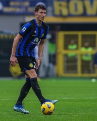 开云网址-每体：帕瓦尔示好巴萨，但后者目前签人很难&amp;首要任务仍是注册