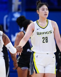 APP下载-🏀飞翼vs自由人前瞻：李月汝再战自由人能否获得重用？飞翼大将伤愈复出