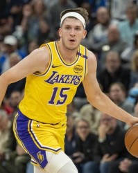 Buha：里夫斯能拿3000万+年薪 我预计他会4年1.2亿续约湖人